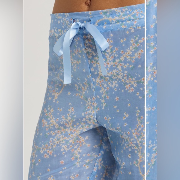 Papinelle
Cheri Blossom
Cotton & Silk
Crop Pajamas sz large $190 - Picture 3 of 5
